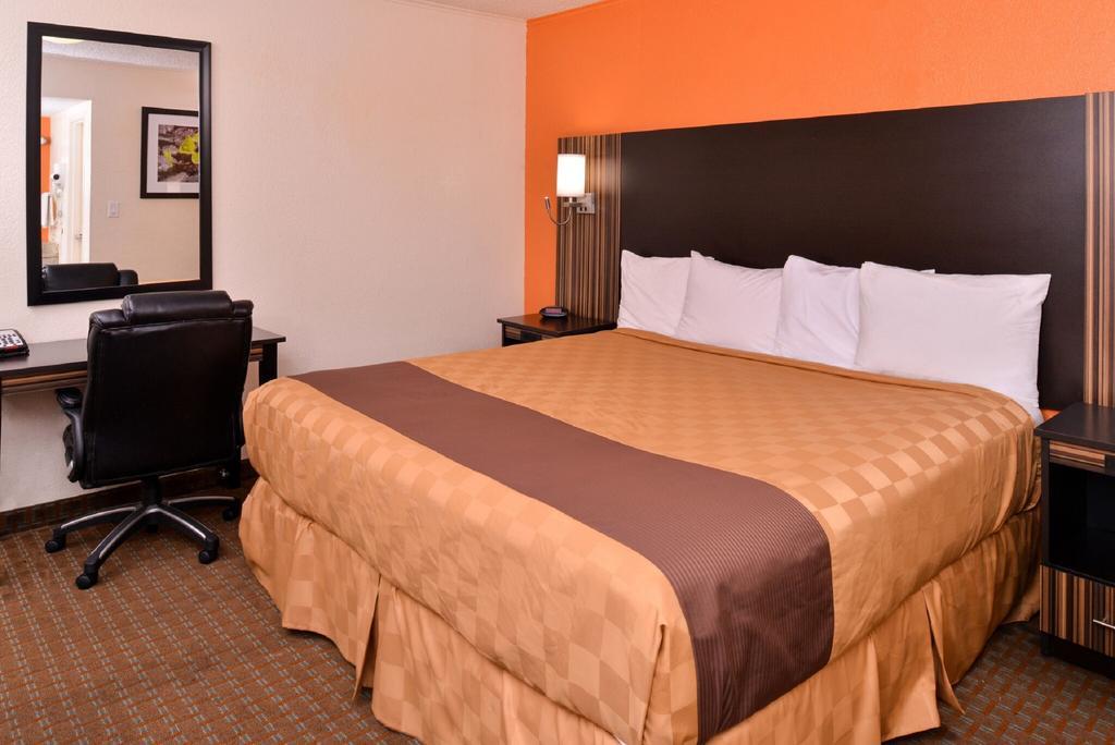 Americas Best Value Inn Ponca City Εξωτερικό φωτογραφία