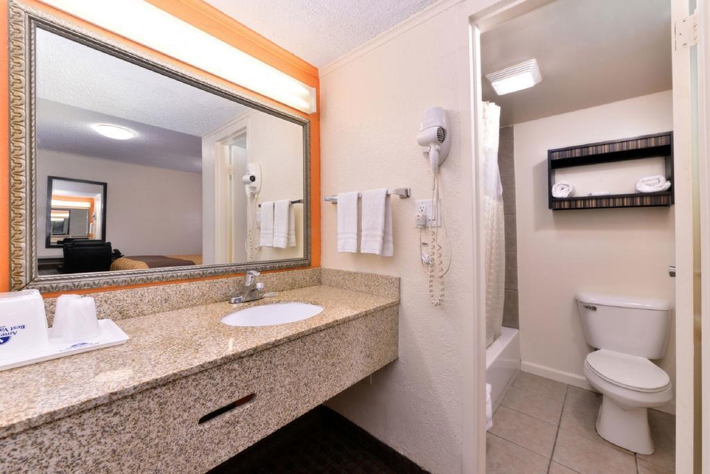 Americas Best Value Inn Ponca City Εξωτερικό φωτογραφία